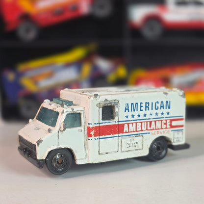 RARE Hot Wheels FIRST RESPONSE Team 5 Die-Cast EMERGENCY Vehicle SET