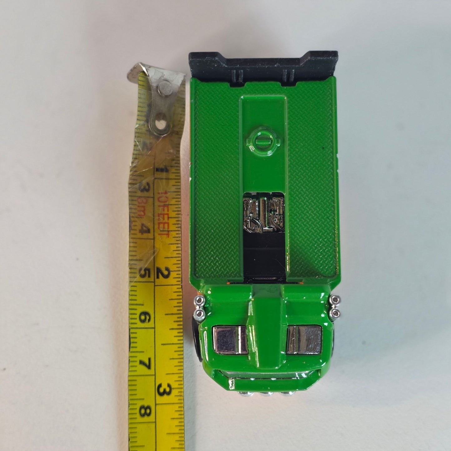 2014 Hot Wheels Haulinator Team Hot Wheels Green Flatbed Truck - Chrome Stacks, Loose NM