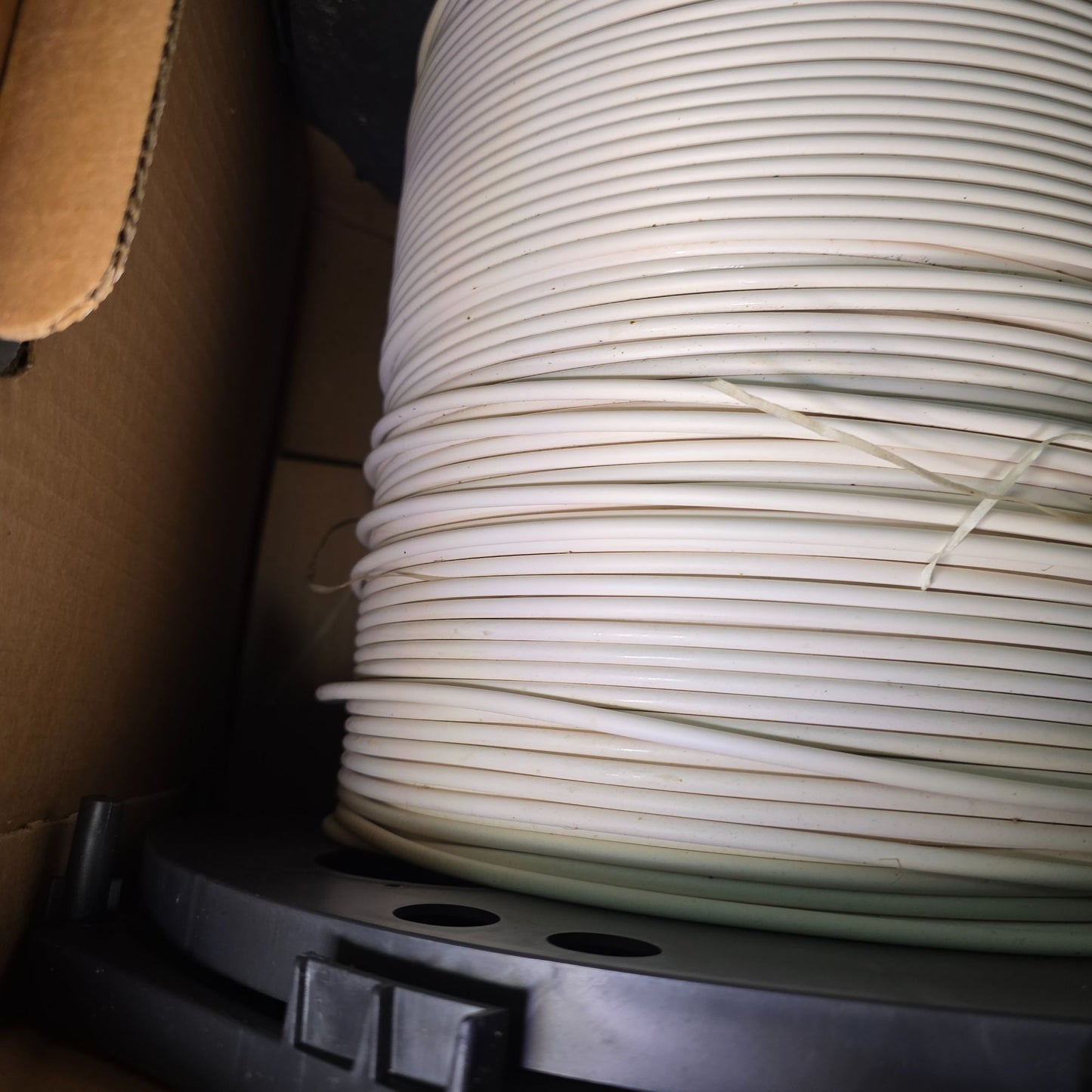 Berk-Tek Tight-Buffer Fiber Optic Cable Plenum White 1100 Ft Reel-In Box UL Listed