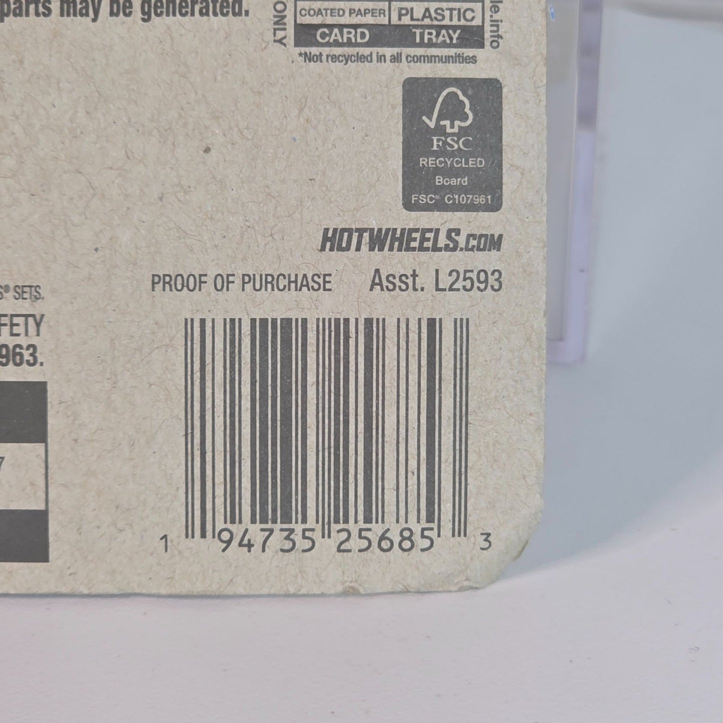 Hot Wheels 69 Corvette Racer White W/Red & Gold Details 1:64 Scale Diecast Car In Sealed Packaging