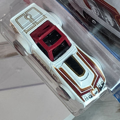 Hot Wheels 69 Corvette Racer White W/Red & Gold Details 1:64 Scale Diecast Car In Sealed Packaging