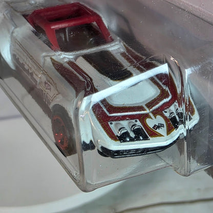 Hot Wheels 69 Corvette Racer White W/Red & Gold Details 1:64 Scale Diecast Car In Sealed Packaging
