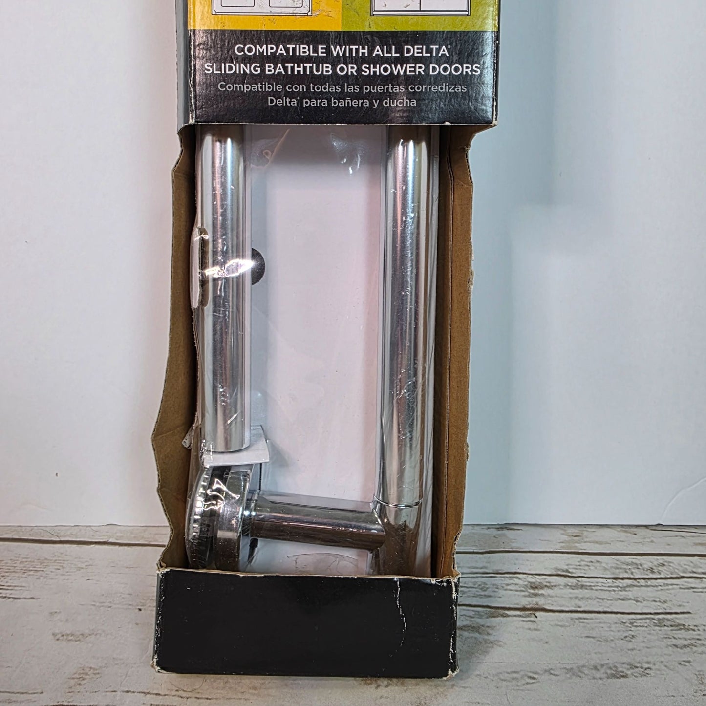 Delta Lyndall Polished Chrome 20" Handles For Sliding Bathtub Or Shower Doors 2-Pack