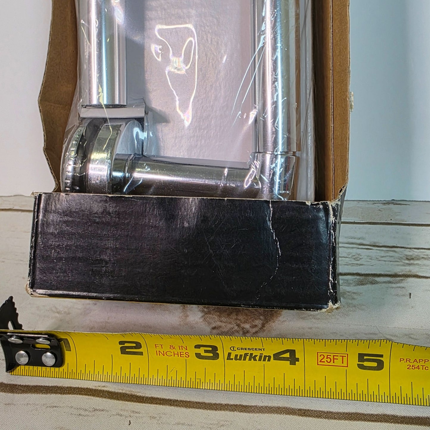 Delta Lyndall Polished Chrome 20" Handles For Sliding Bathtub Or Shower Doors 2-Pack