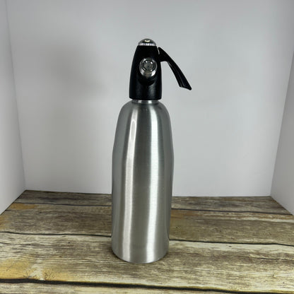 Vintage Aluminum Soda Siphon Bottle 1L Capacity Sleek Retro Design Black Plastic Head