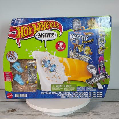 Hot Wheels Skate Tony Hawk Cereal Bowl Kickflip Crunch Skate Park Set Exclusive Board Shoes
