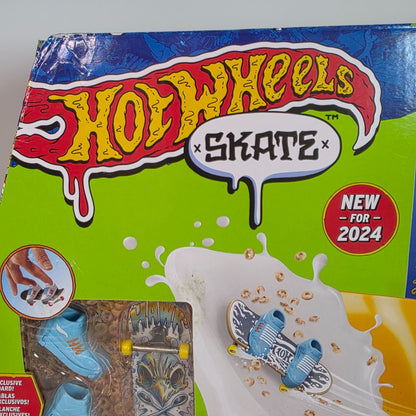 Hot Wheels Skate Tony Hawk Cereal Bowl Kickflip Crunch Skate Park Set Exclusive Board Shoes