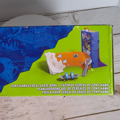 Hot Wheels Skate Tony Hawk Cereal Bowl Kickflip Crunch Skate Park Set Exclusive Board Shoes