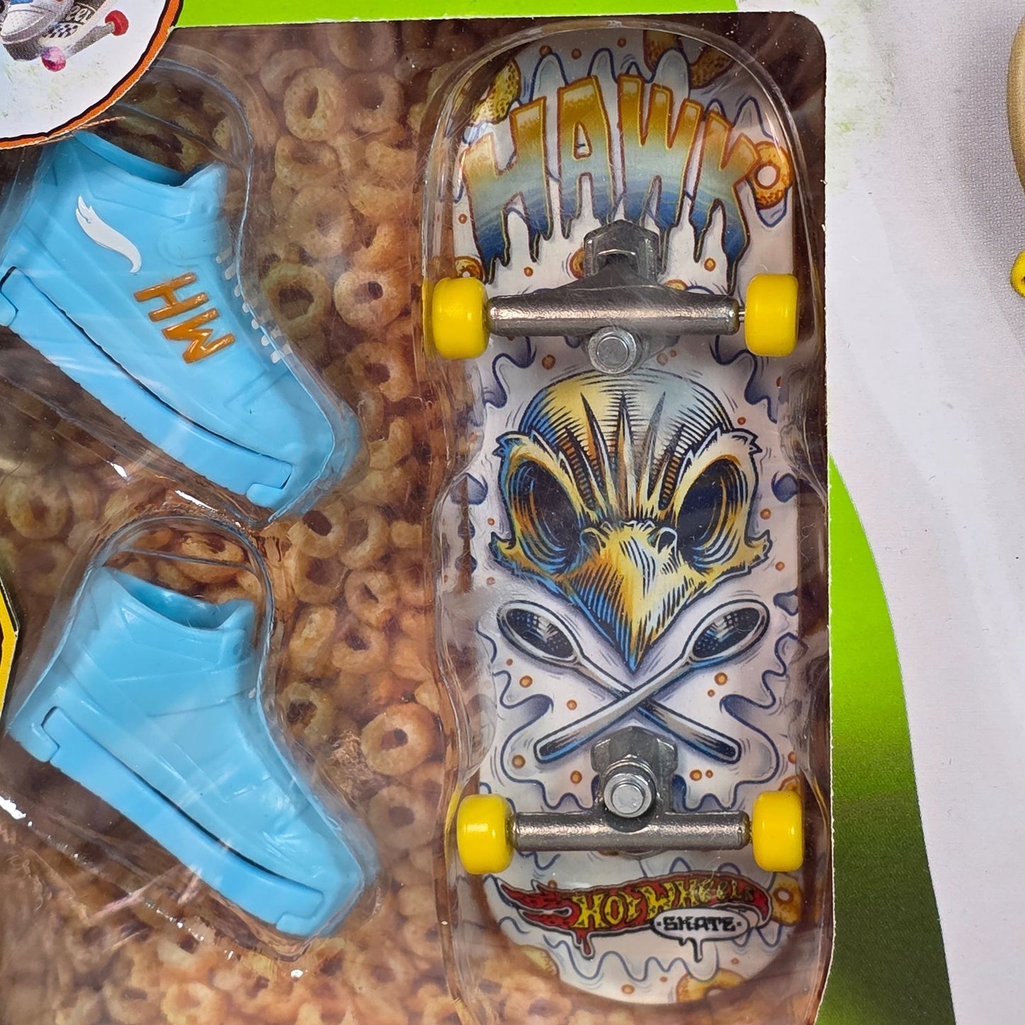 Hot Wheels Skate Tony Hawk Cereal Bowl Kickflip Crunch Skate Park Set Exclusive Board Shoes