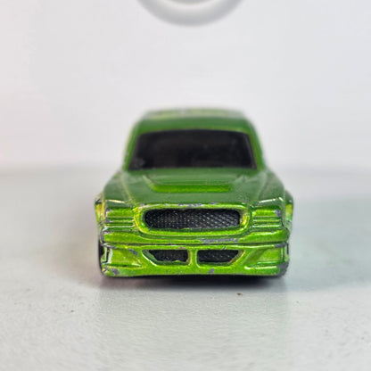 Vintage Hot Wheels Fandango 2001 Green w/ Graffiti Tampos Gold PR5 Wheels