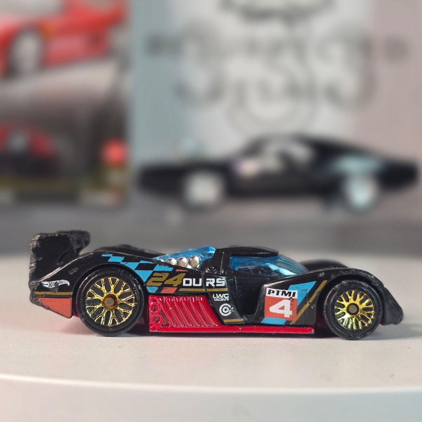 Hot Wheels 24 Ours Black Orange NEOM Le Mans Racer Loose Indonesia 2010