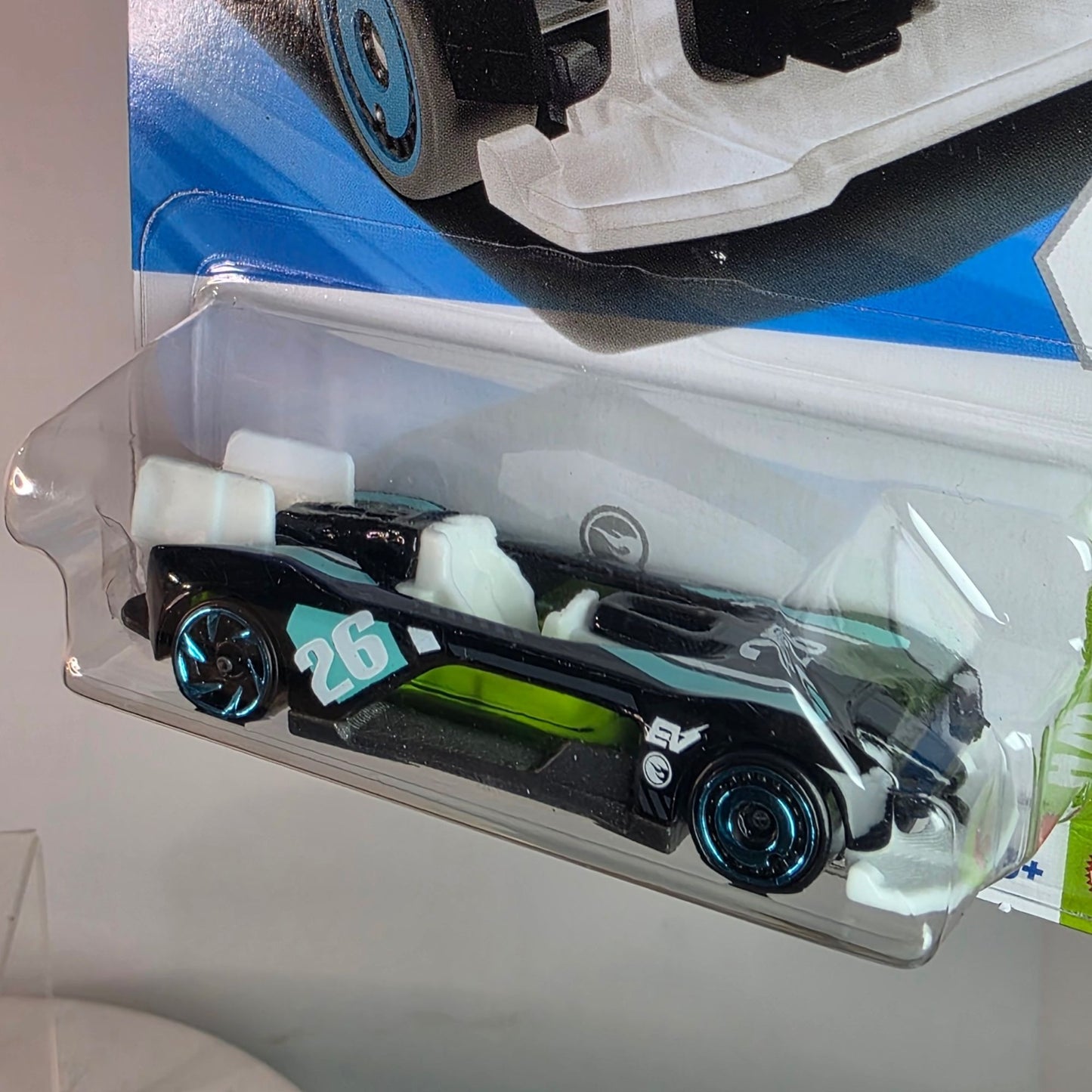 Hot Wheels Electro Silhouette 2026 C Case Exclusive Treasure Hunt