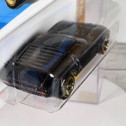 Hot Wheels 71 Lamborghini Miura SV Die-Cast Car 78/250  Guaranteed For Life  3+ Years Old  70s Vs. 90s Series