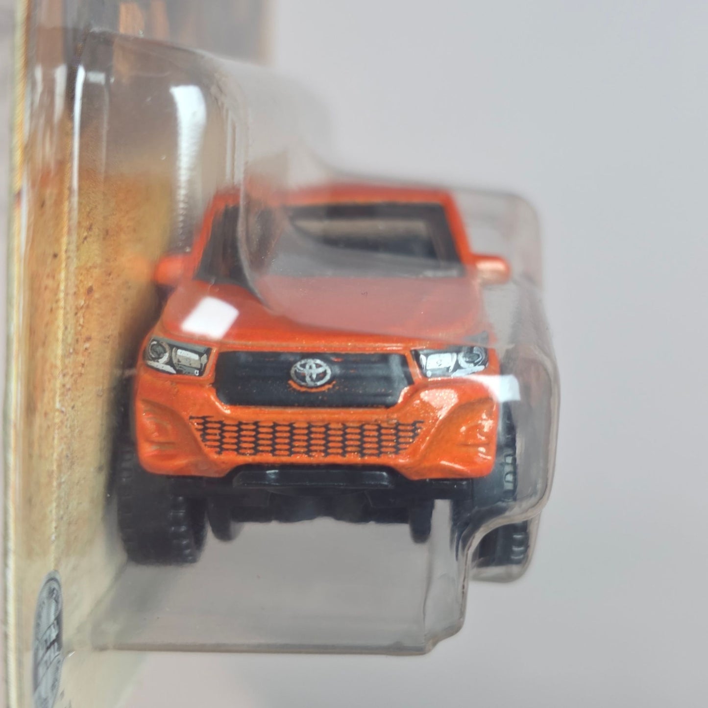 MUST HAVE Matchbox Toyota Hilux Pickup Orange Factory Sealed