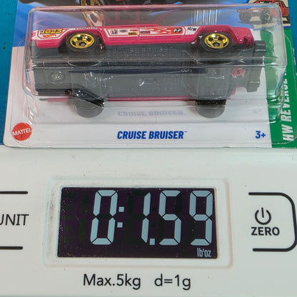 2015 Hot Wheels Cruise Bruiser Pink