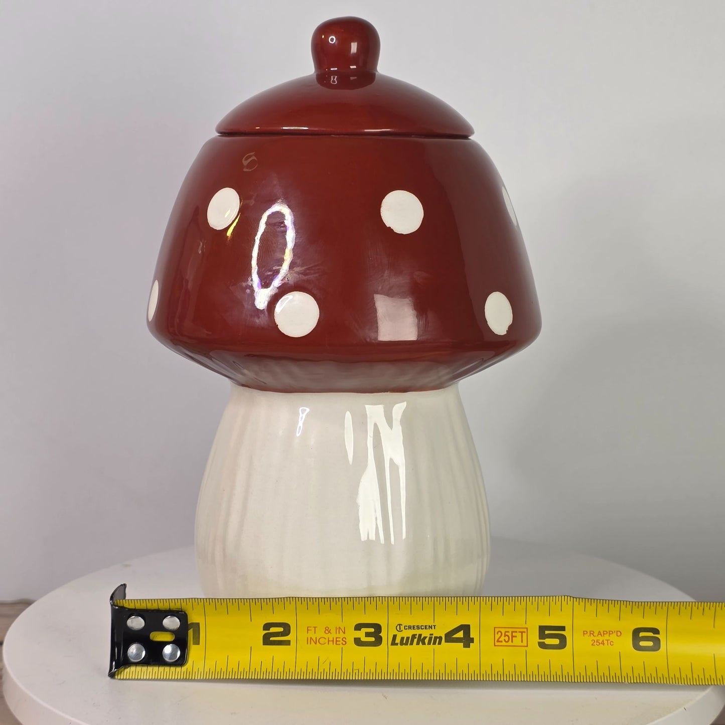 Mushroom Shaped Ceramic Cookie Jar With Lid