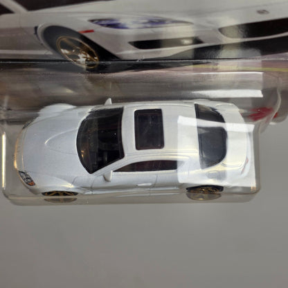 Matchbox 2004 Mazda RX-8 Die-Cast Car 19/125 White With Gold Wheels 30782 Limited Edition For Collectors Ages 3+
