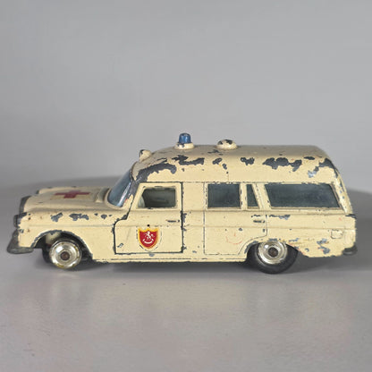 Vintage Lesney Matchbox King Size K-6 Mercedes Benz Binz Ambulance 1:43 Scale Diecast Model