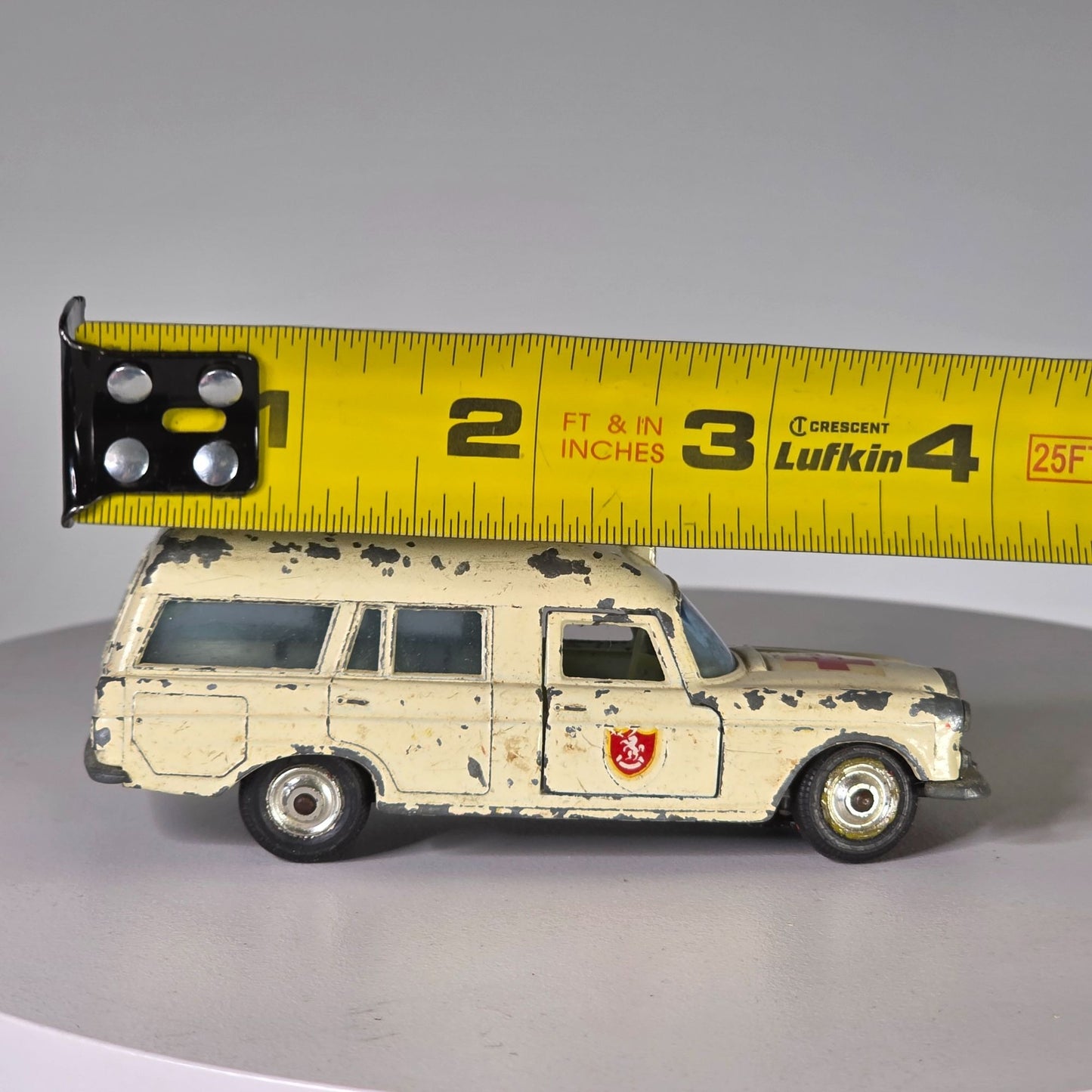 Vintage Lesney Matchbox King Size K-6 Mercedes Benz Binz Ambulance 1:43 Scale Diecast Model