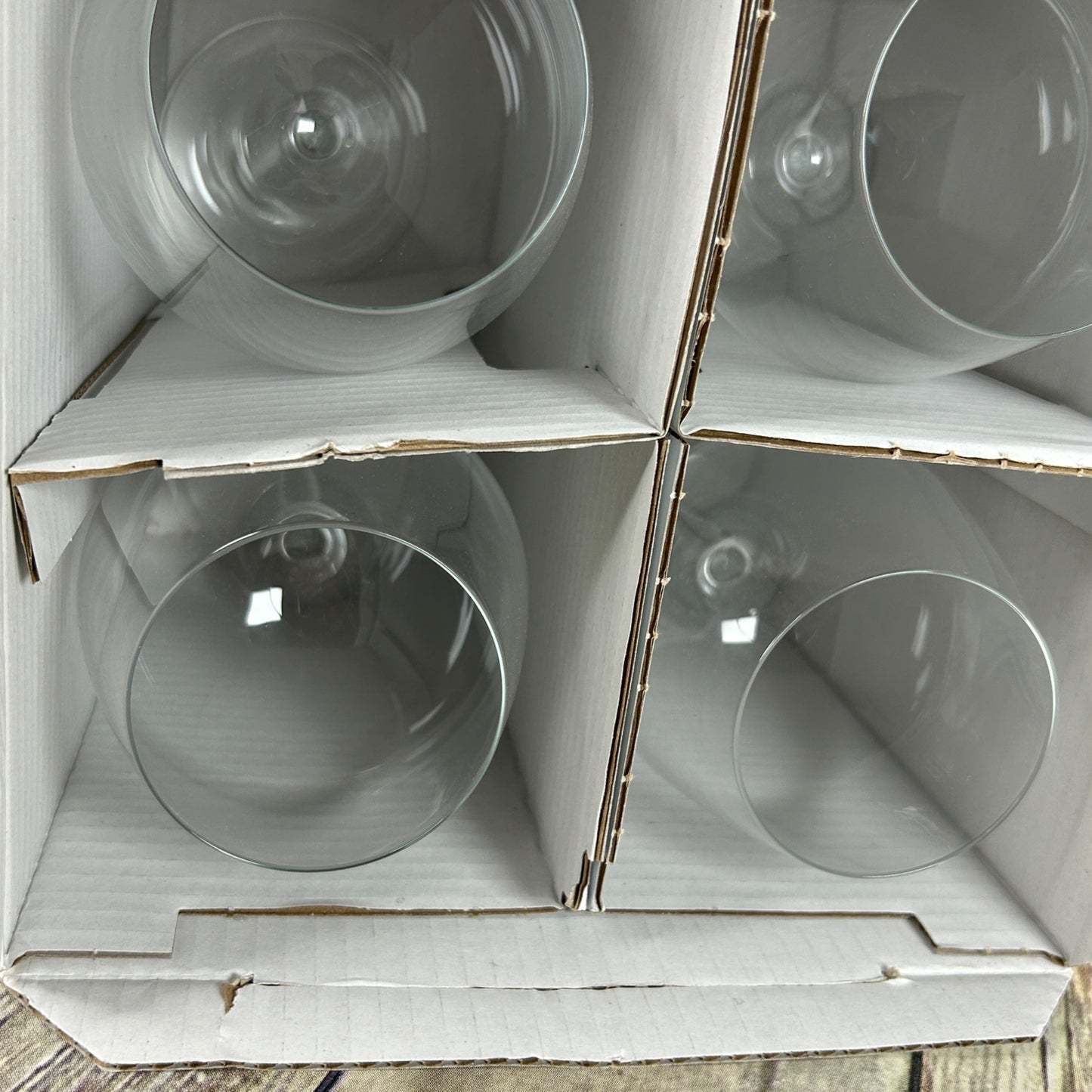 Christian Lacroix Set Of 4 Wine Glasses 22Oz Floral Box Design Elegant Glassware For Entertaining & Dining