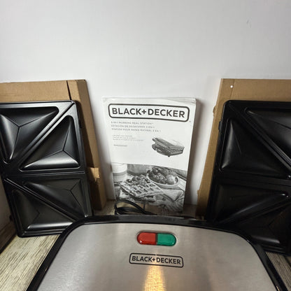Black+Decker 3-In-1 Compact Waffle Iron Grill & Sandwich Maker With Non-Stick Removable Plates Space Saving Design