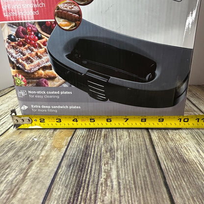 Black+Decker 3-In-1 Compact Waffle Iron Grill & Sandwich Maker With Non-Stick Removable Plates Space Saving Design