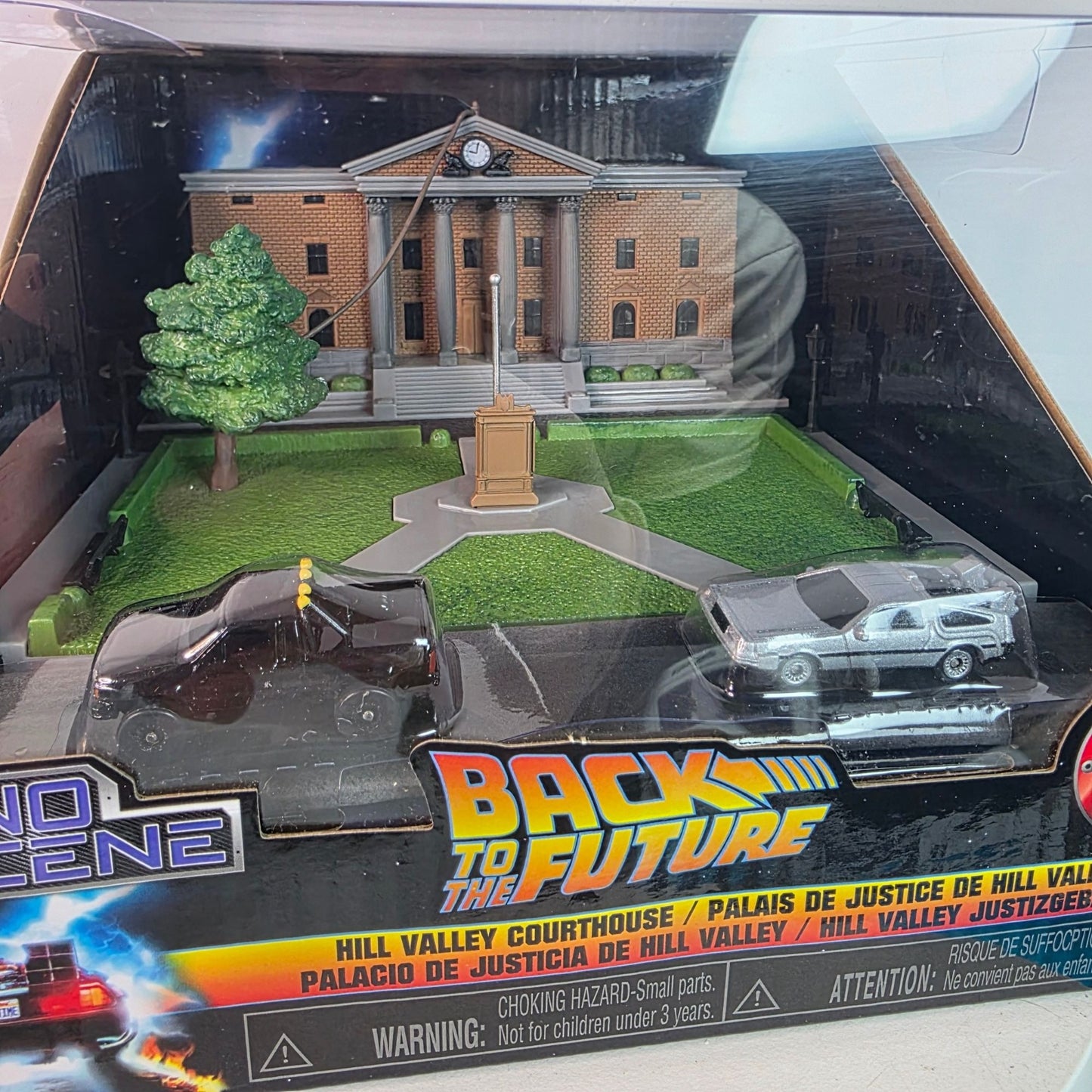 Back To The Future Nano Scene Hill Valley Courthouse Set With Die-Cast Delorean & Time Machine