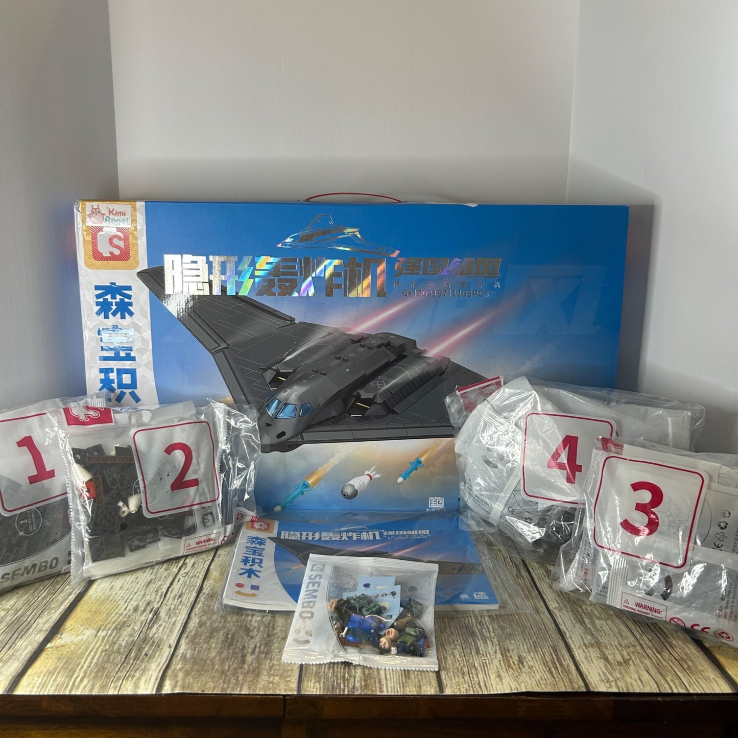 Block B-2 Stealth Ghost Bomber Fighter Jet Building Blocks Set 1163 Pcs