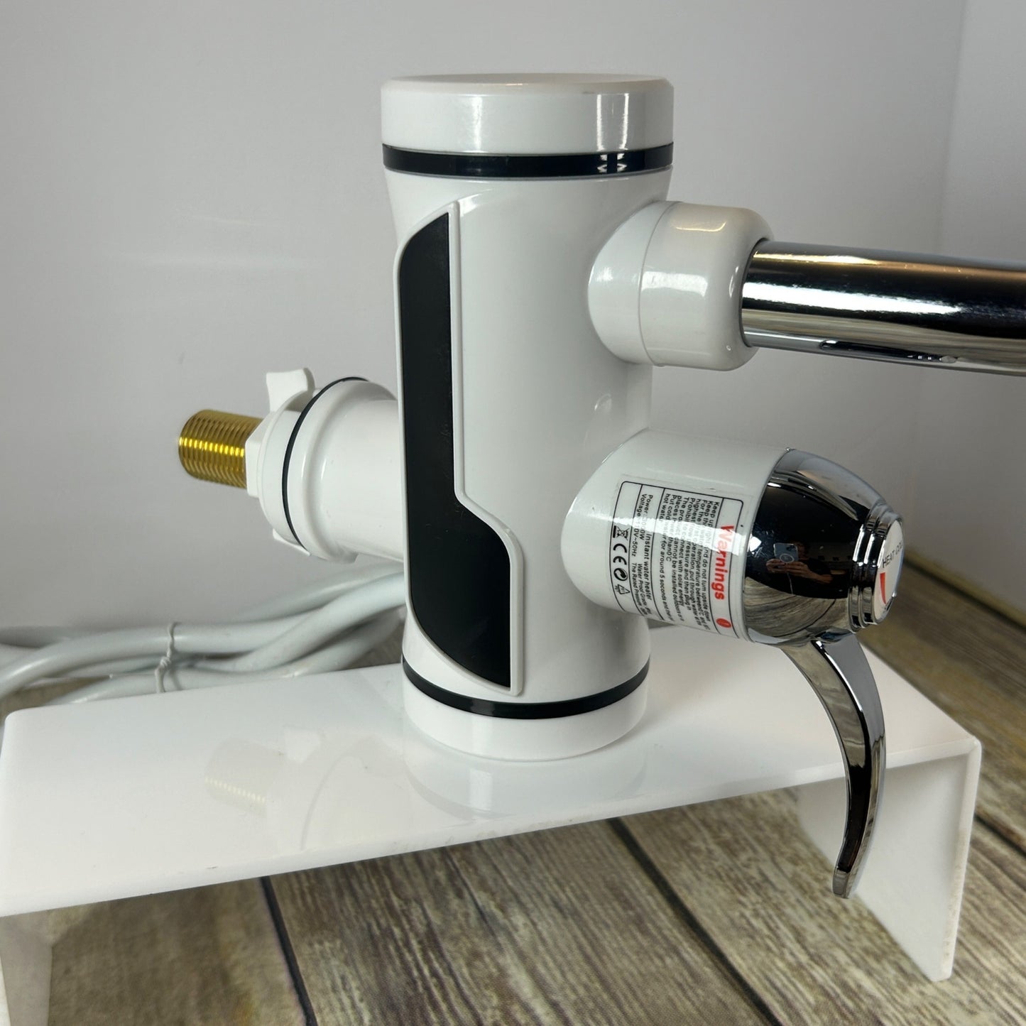 Instant Electric Hot Water Faucet With Temperature Display  3000W 220V ABS & Stainless Steel IPX4 Rating