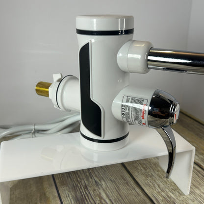 Instant Electric Hot Water Faucet With Temperature Display  3000W 220V ABS & Stainless Steel IPX4 Rating