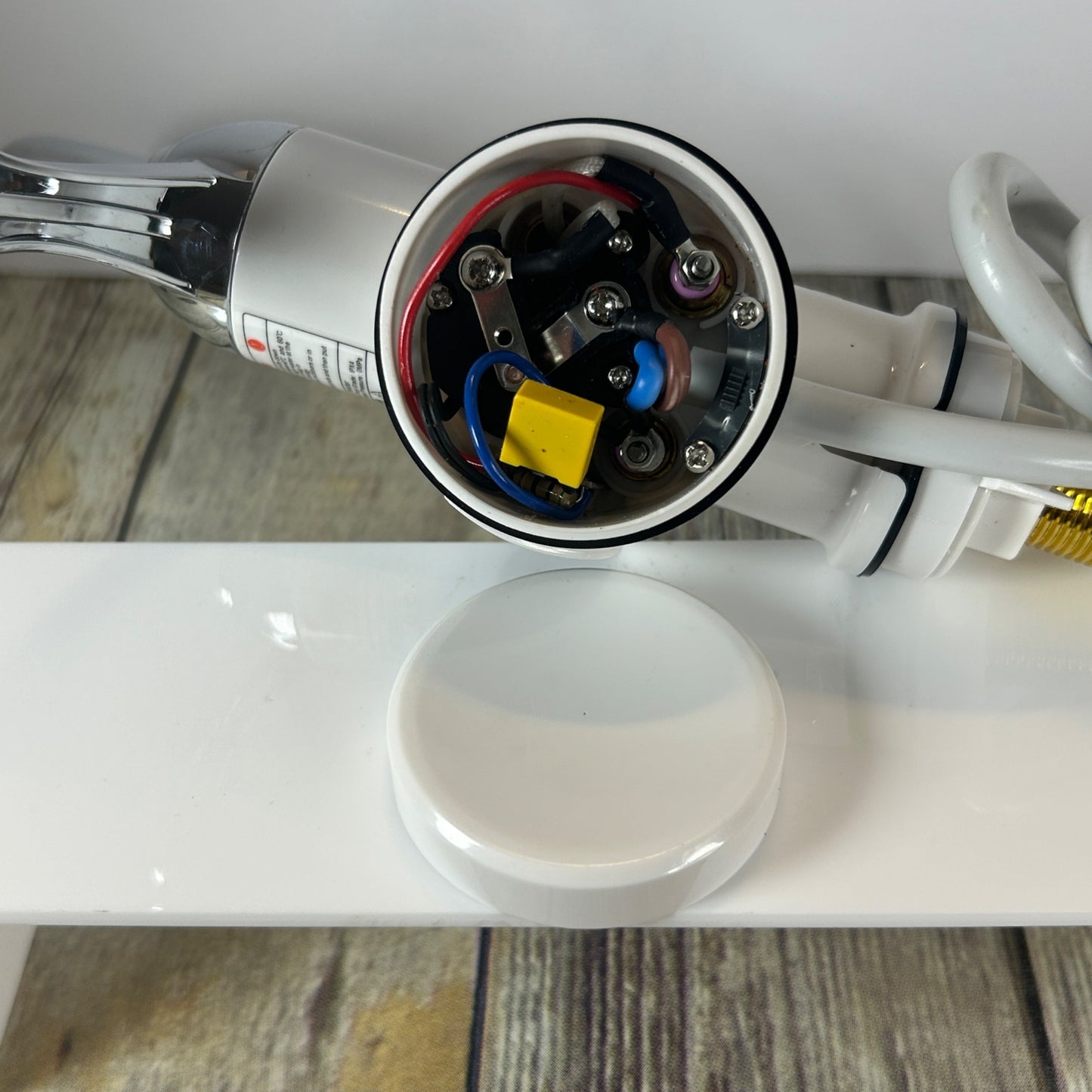 Instant Electric Hot Water Faucet With Temperature Display  3000W 220V ABS & Stainless Steel IPX4 Rating