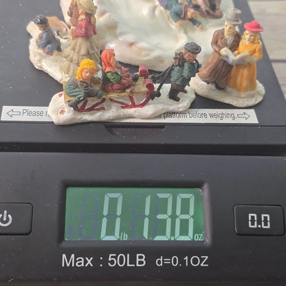 Currier & Ives Collection Winter Village Figurines Set