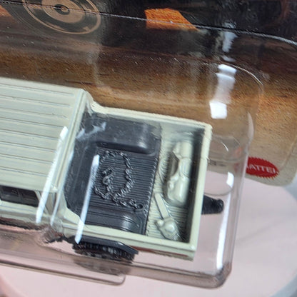 Matchbox 17 Toyota LandCruiser 78 White