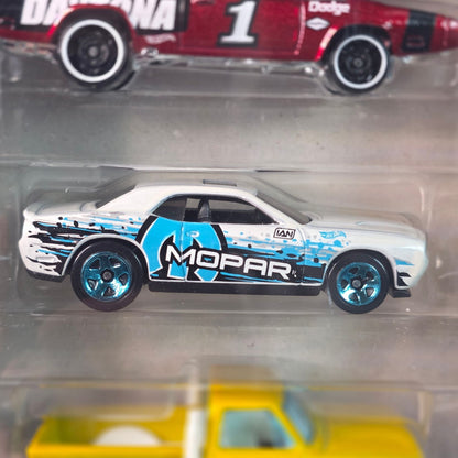 Hot Wheels Mopar 5 Pack Sealed Dodge Daytona Viper Charger Truck New