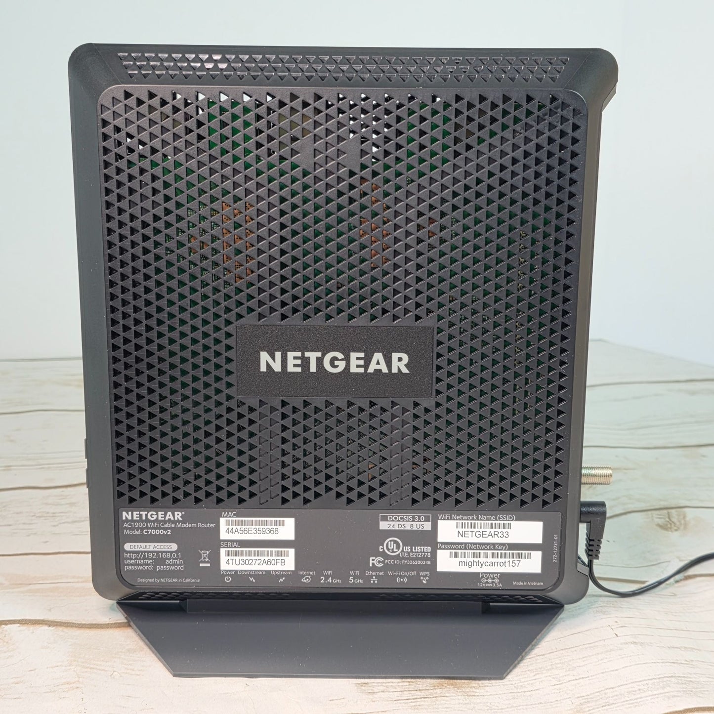 Netgear Nighthawk AC1900 WiFi Cable Modem Router C7000 960 Mbps 24x8 Channel Bonding