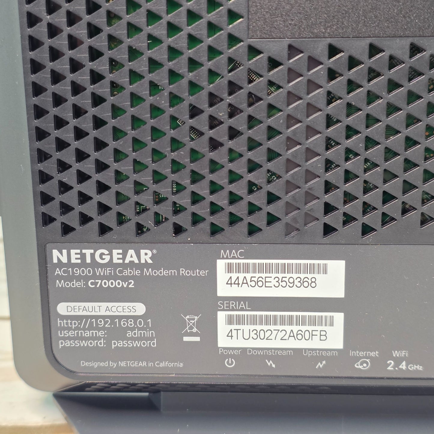Netgear Nighthawk AC1900 WiFi Cable Modem Router C7000 960 Mbps 24x8 Channel Bonding