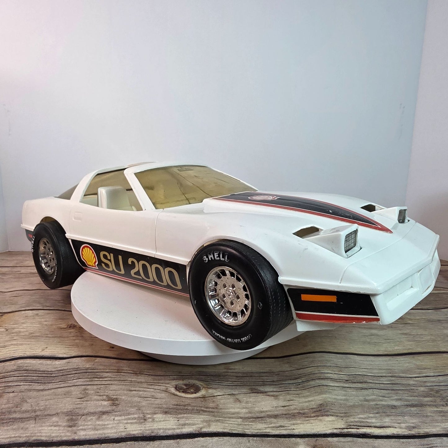 1:10 Scale Vintage Processed Plastic Co. SU 2000 Toy Car White Shell Racing Collectible Model