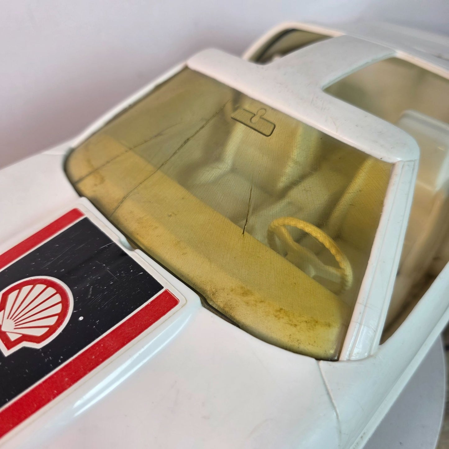 1:10 Scale Vintage Processed Plastic Co. SU 2000 Toy Car White Shell Racing Collectible Model