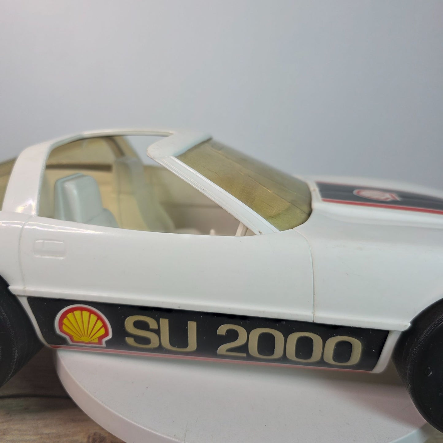 1:10 Scale Vintage Processed Plastic Co. SU 2000 Toy Car White Shell Racing Collectible Model