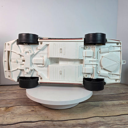 1:10 Scale Vintage Processed Plastic Co. SU 2000 Toy Car White Shell Racing Collectible Model