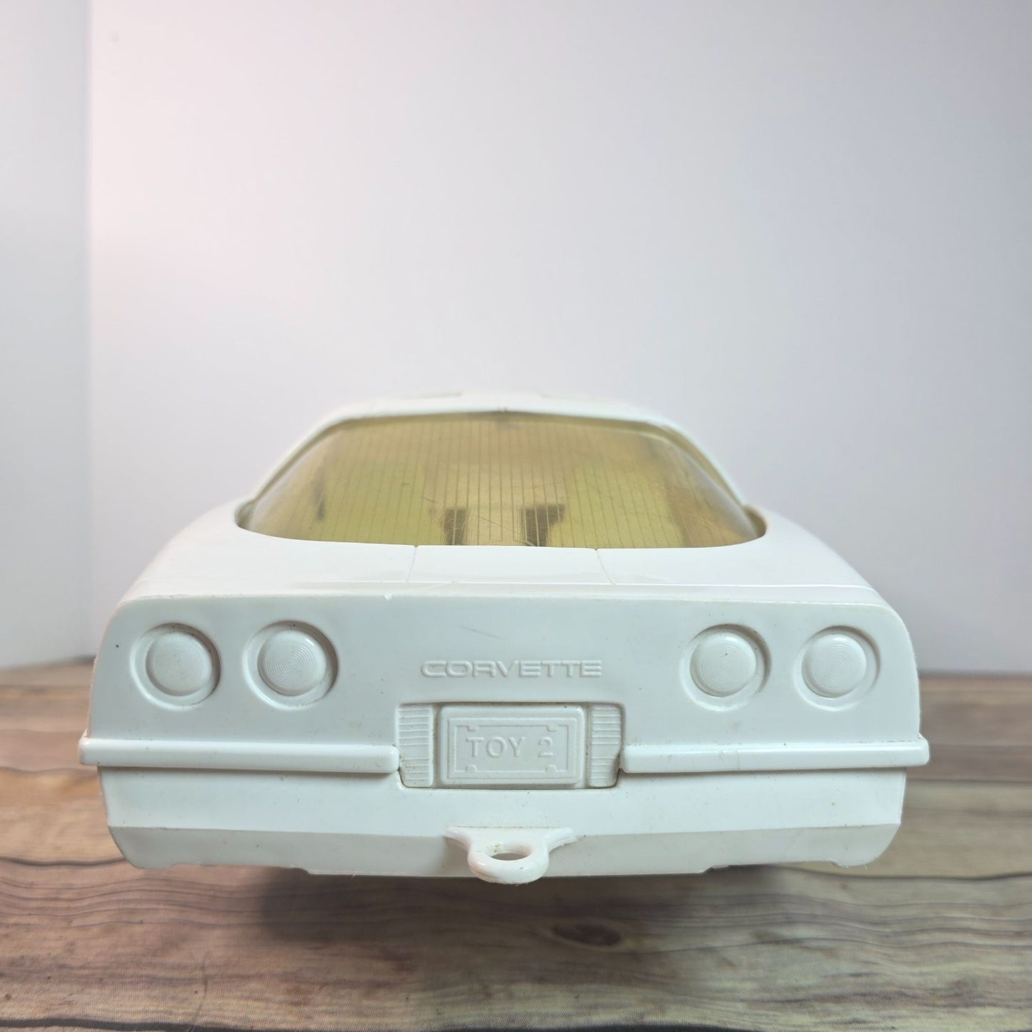 1:10 Scale Vintage Processed Plastic Co. SU 2000 Toy Car White Shell Racing Collectible Model