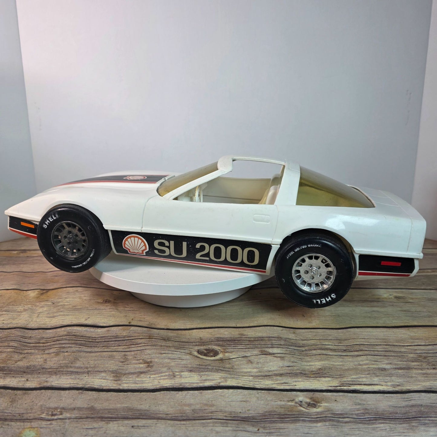 1:10 Scale Vintage Processed Plastic Co. SU 2000 Toy Car White Shell Racing Collectible Model