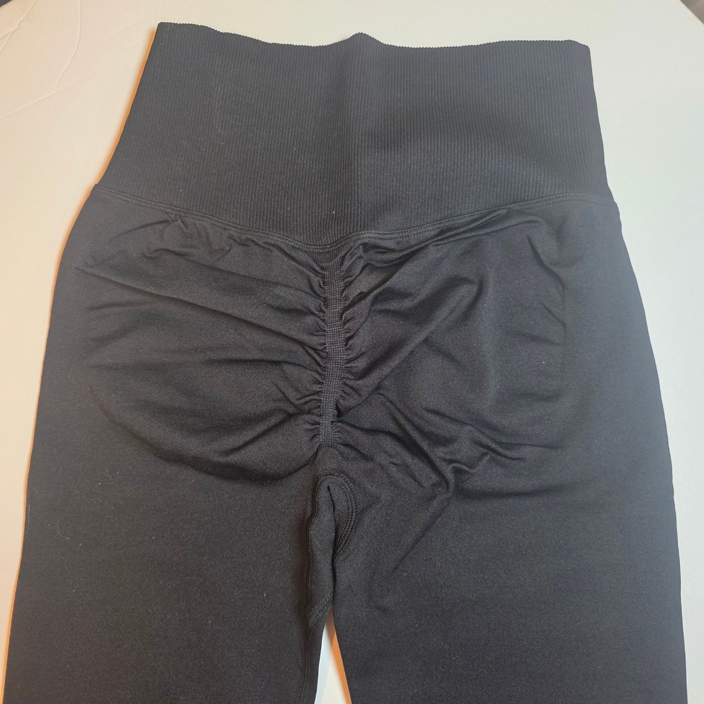 Amelia Activewear Womens Black High-Waisted Ruched Leggings S
