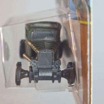 Hot Wheels Ford Model A Custom 31 Die-Cast Car 1:64 Scale New For 2025 Dirt Series 140/250