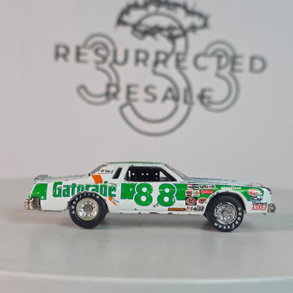 Vintage Johnny Lightning 1998 Darrell Waltrip #88 Gatorade Monte Carlo 1:64 Diecast