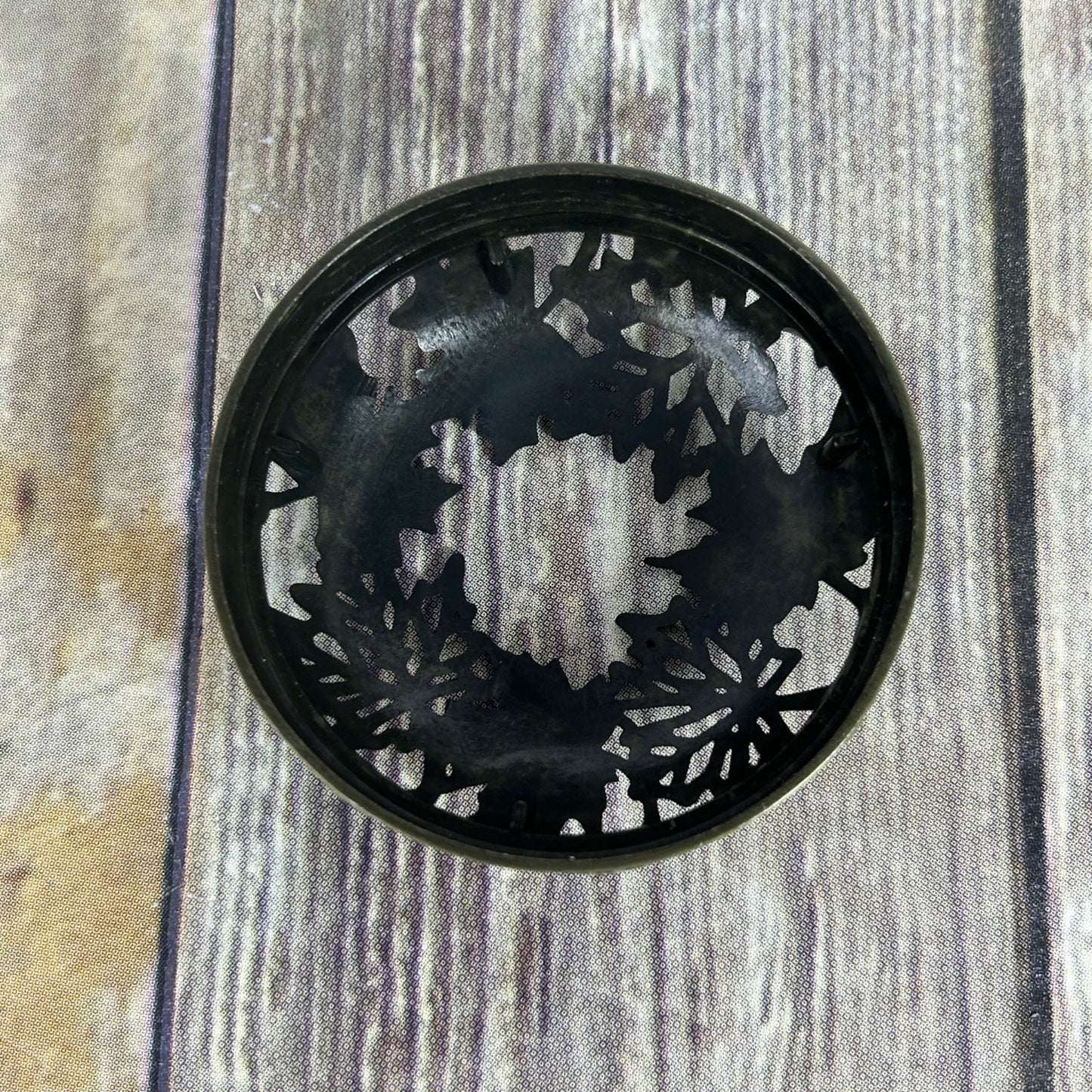 Yankee Candle Illuma-Lid Jar Topper Maple Leaf Pattern Metal Candle Accessory