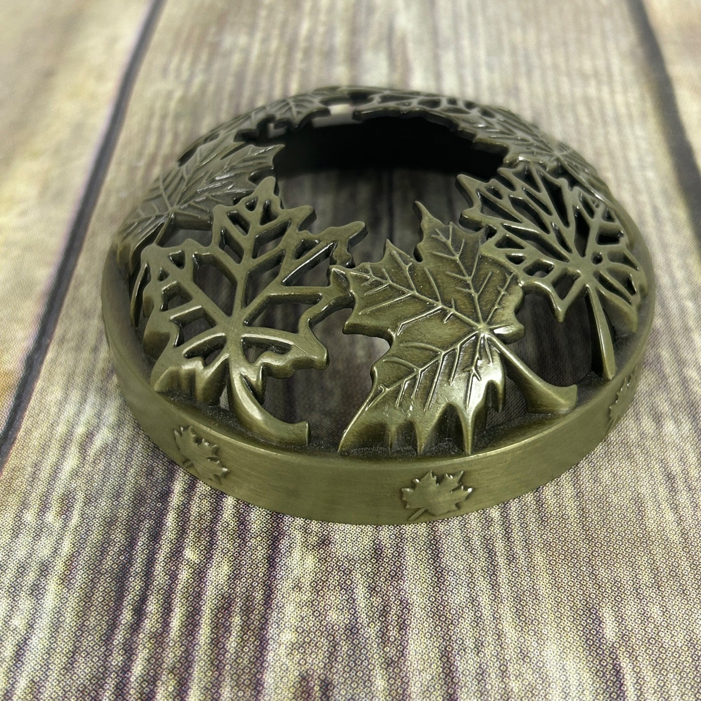 Yankee Candle Illuma-Lid Jar Topper Maple Leaf Pattern Metal Candle Accessory