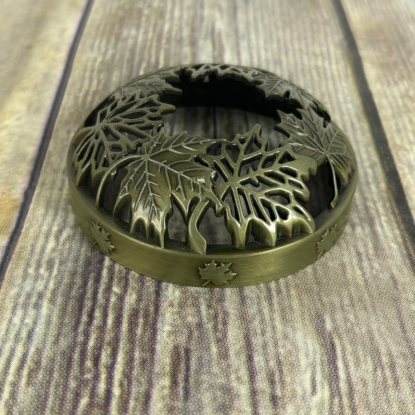 Yankee Candle Illuma-Lid Jar Topper Maple Leaf Pattern Metal Candle Accessory