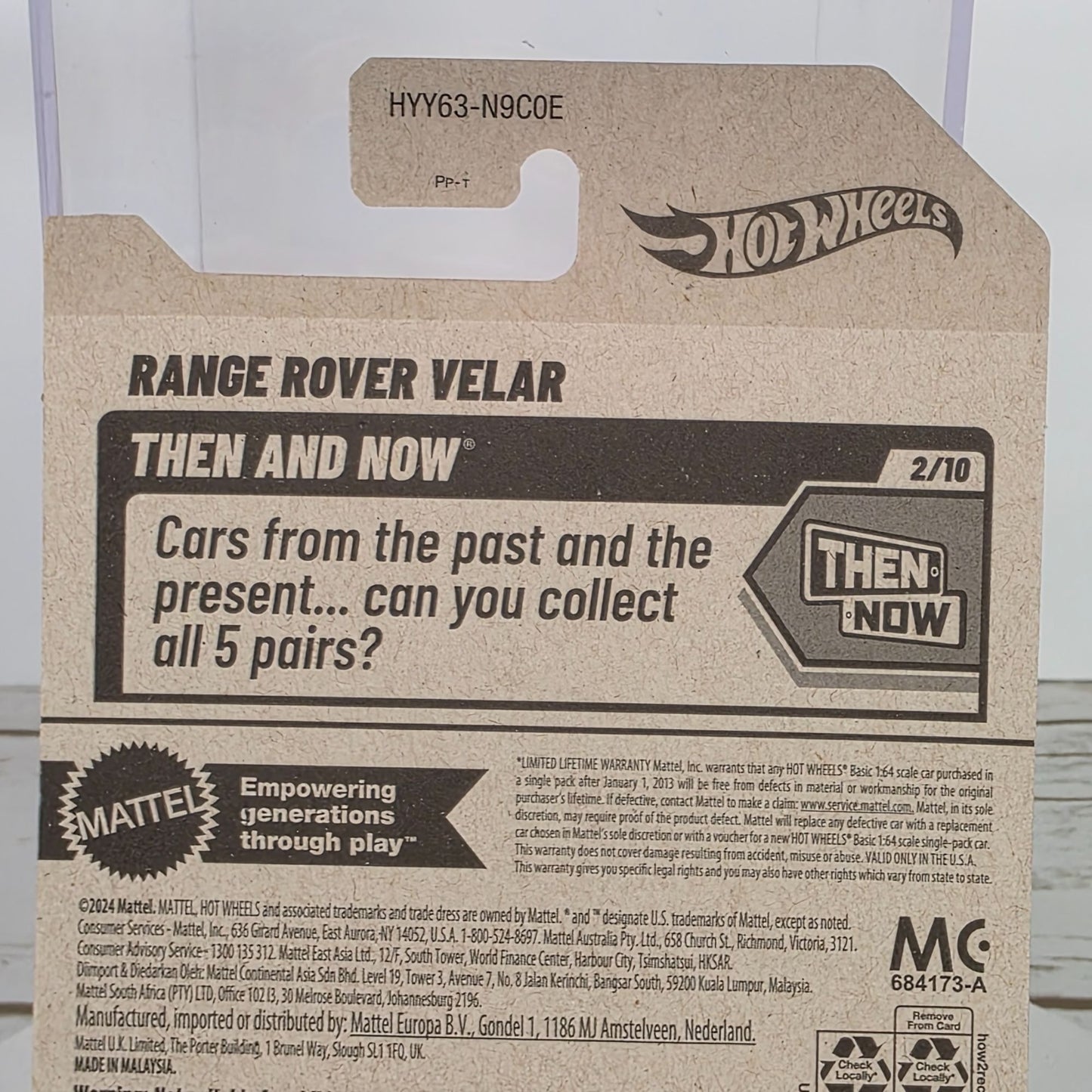 Hot Wheels Range Rover Velar 122/250 Die-Cast Car Model