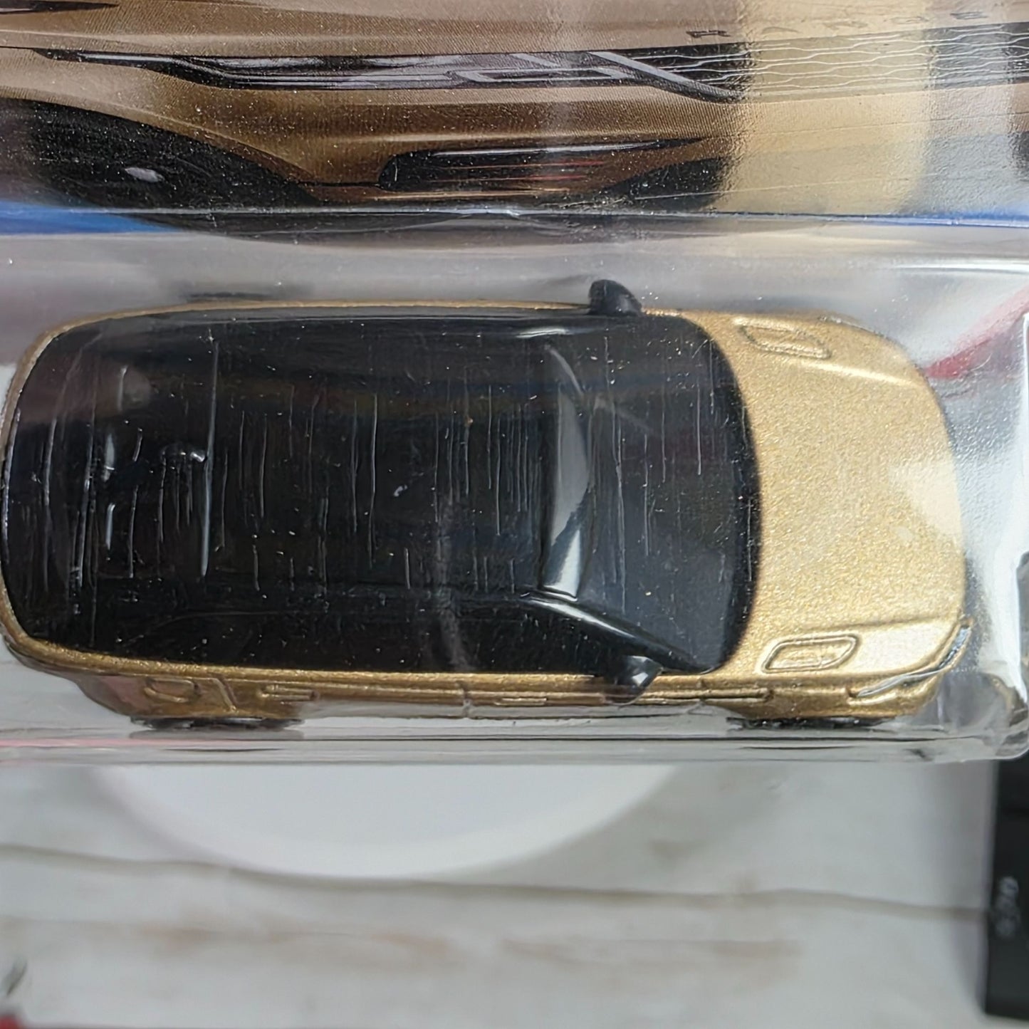 Hot Wheels Range Rover Velar 122/250 Die-Cast Car Model